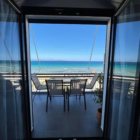 Appartamento Medora By The Sea Near Airport Artemida  Esterno foto